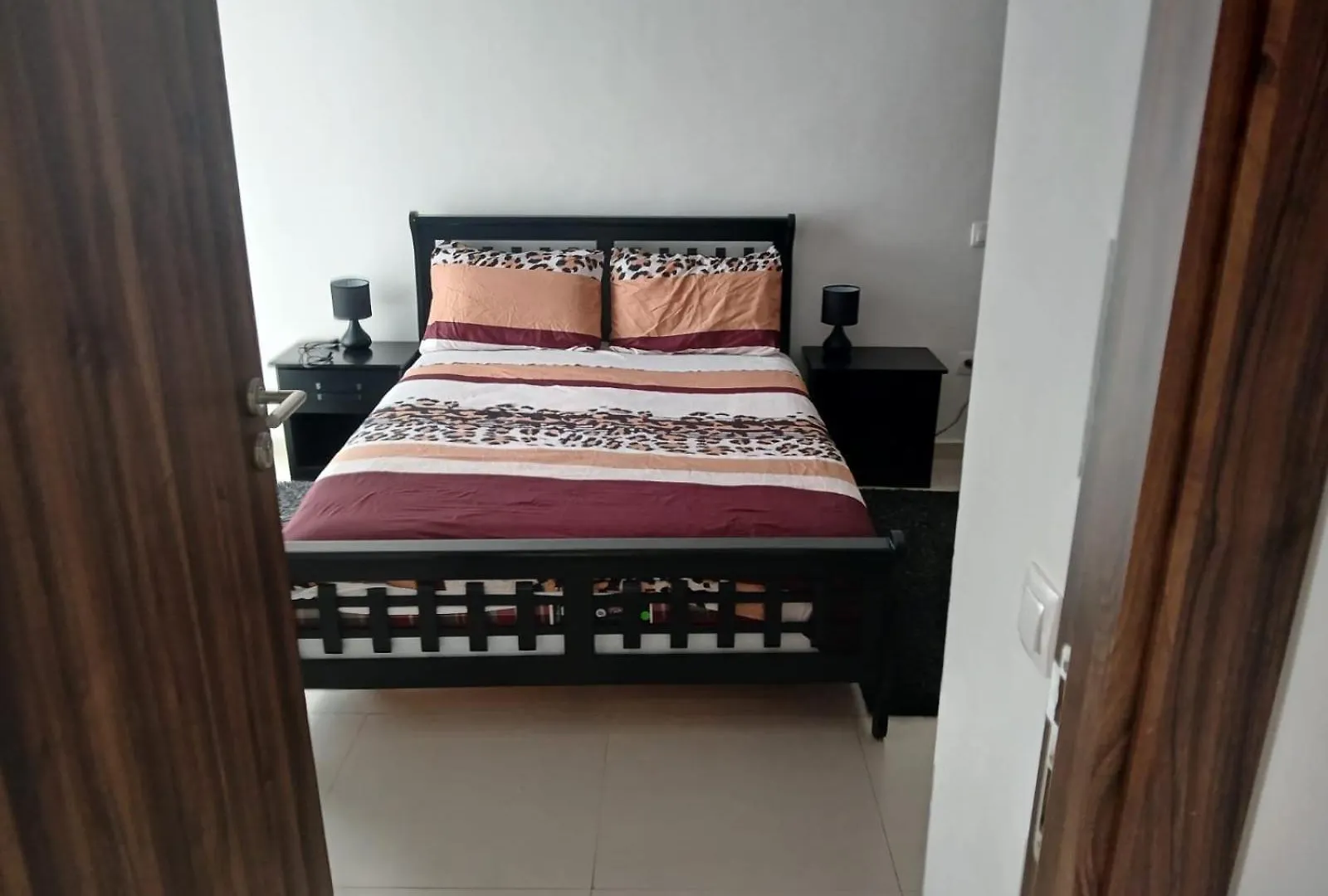 Apartman Appartement De Luxe Vue Mer Avec Climatisation ! A 5 Minutes A Pied De La Plage ! A Environ 6 Minutes En Voiture Du Centre D'Agadir Et A 10 Minutes En Voiture De Taghazout !